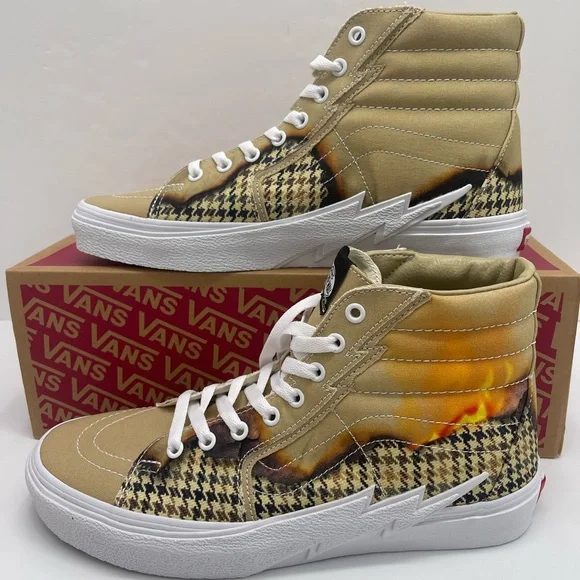 Vans Men’s Sk8-Hi Bolt (Big Reveal)
Taos Taupe Sneakers
VN0A5JIVAZP - Picture 3 of 16